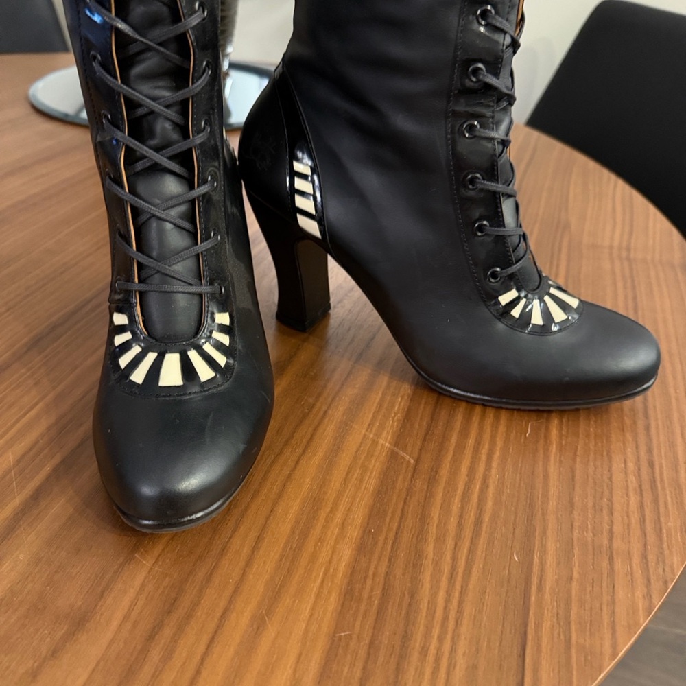 John Fluevog Black and White Lace-Up Boots - Picture 6 of 10
